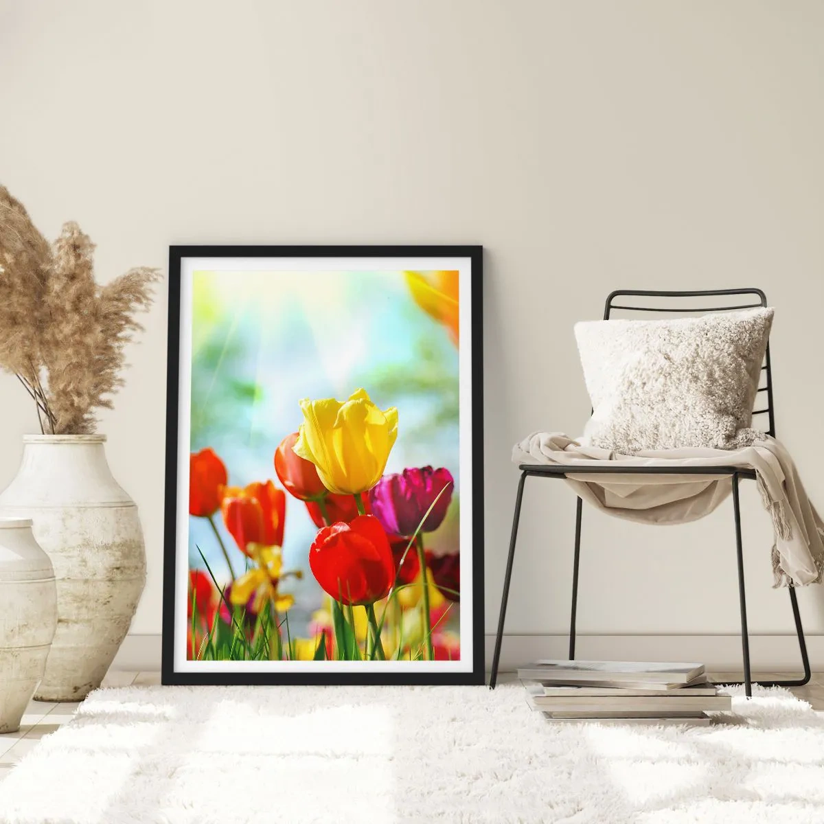 Poszter fehér keretben - Színes tulipánok a napsütésben - 50x70cm - A nap minden színe - Modern fali dekoráció nappalihoz és hálószobához ARTTOR