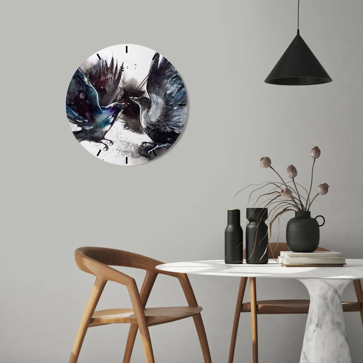 Falióra, Óra - Két holló művészi ábrázolása dinamikus pózban - 30x30cm - Varjú a varjúnak… - Modern fali dekoráció nappalihoz, konyhához és hálószobához ARTTOR