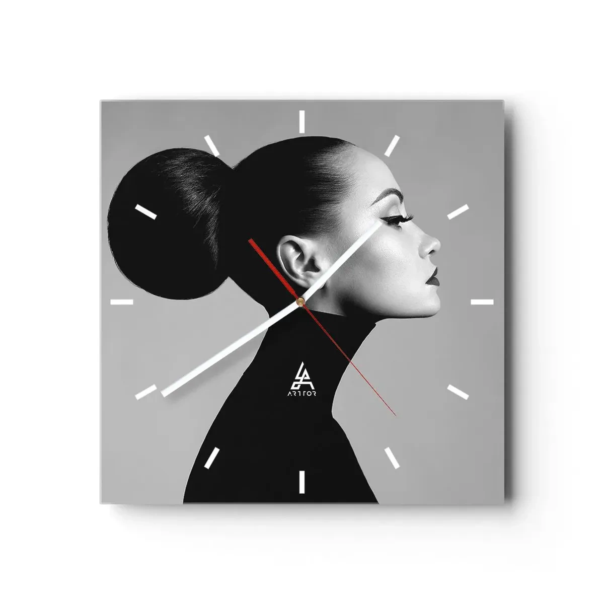 Falióra, Óra - Kortárs Nefretete - 40x40 cm