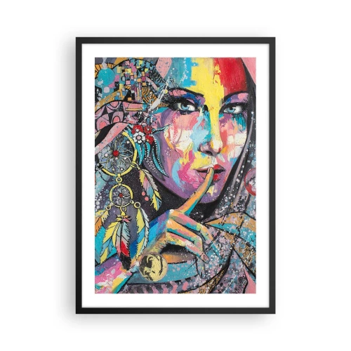 Poszter fehér keretben - Színes portré egy nőről tollakkal és álomfogóval - 50x70cm - Maradj csendben, amíg meg nem érted - Modern fali dekoráció nappalihoz és hálószobához ARTTOR