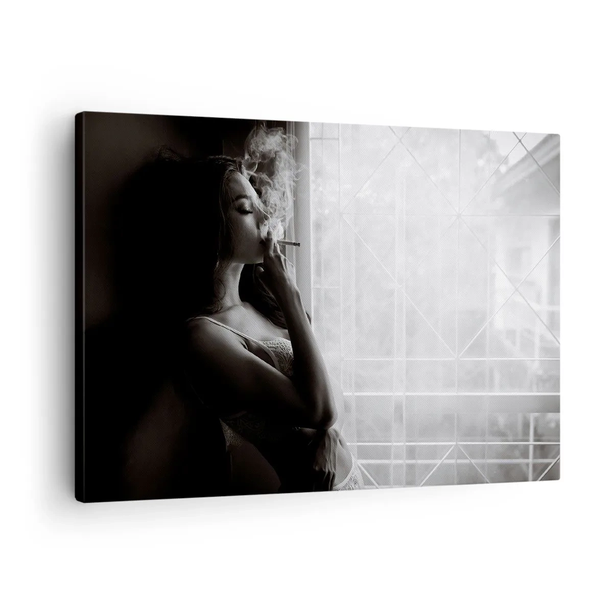 Vászonkép - Egy nő érzéki pózban egy fekete-fehér fényképen - 70x50cm - Egy érzéki pillanat - Modern fali dekoráció nappalihoz és hálószobához ARTTOR
