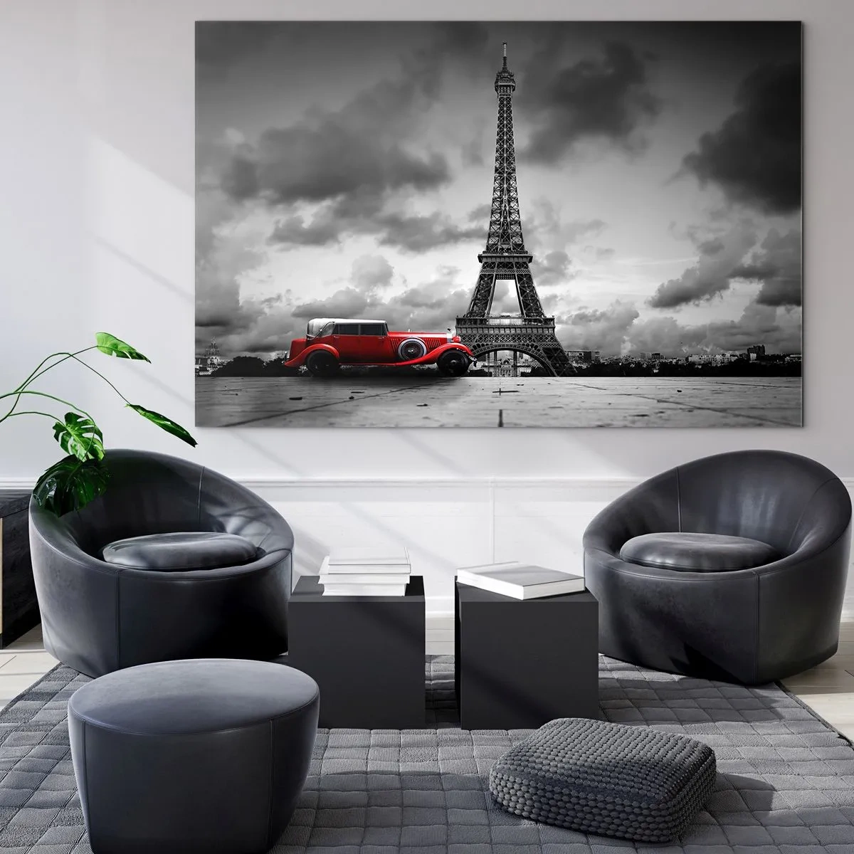Üveg kép - Egy piros retró autó, a háttérben az Eiffel-torony fekete-fehér környezetben. - 70x50cm - Nem olyan régen a Párizsban - Modern fali dekoráció nappalihoz és hálószobához ARTTOR