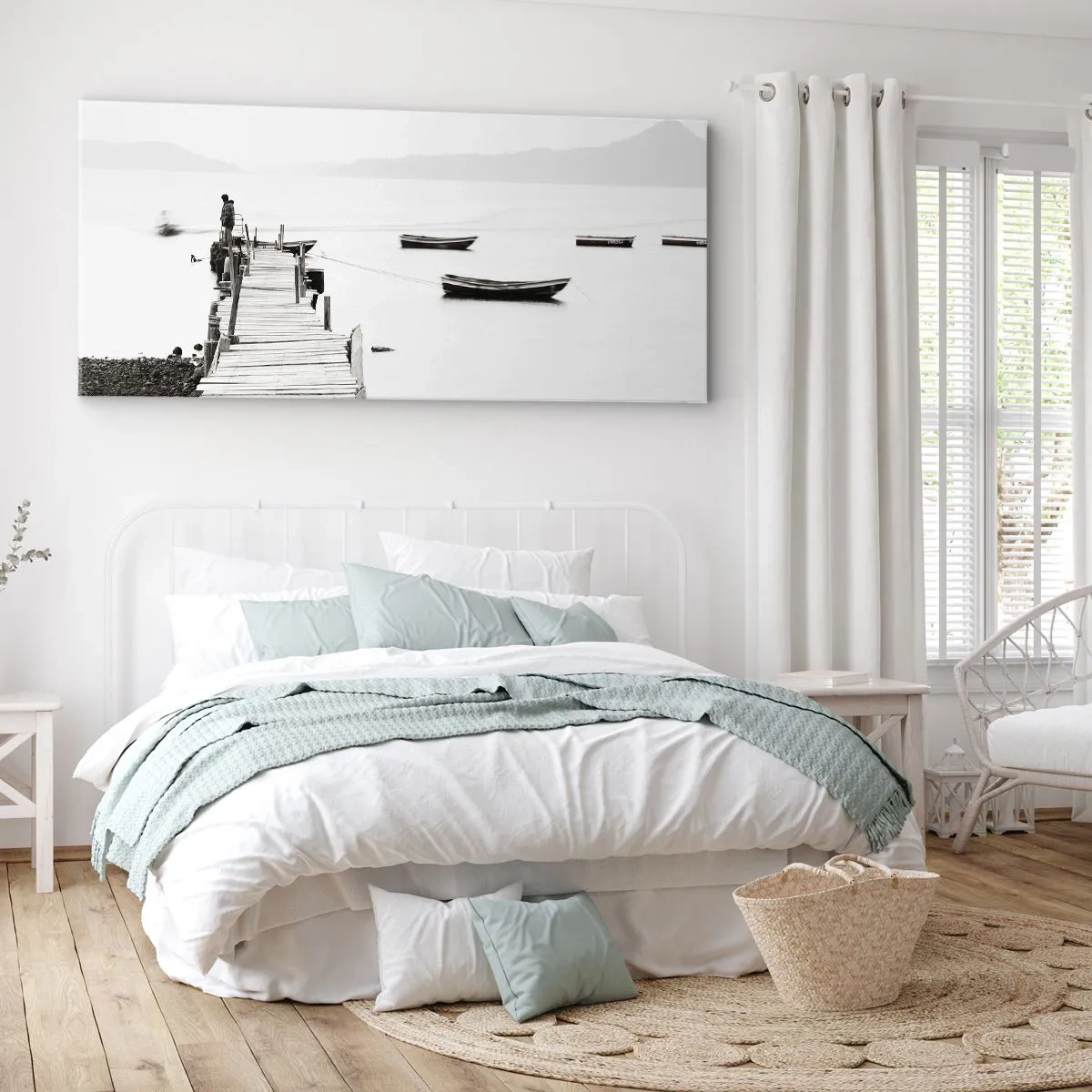 Vászonkép - Csendes és tiszta víz felett - 140x50 cm