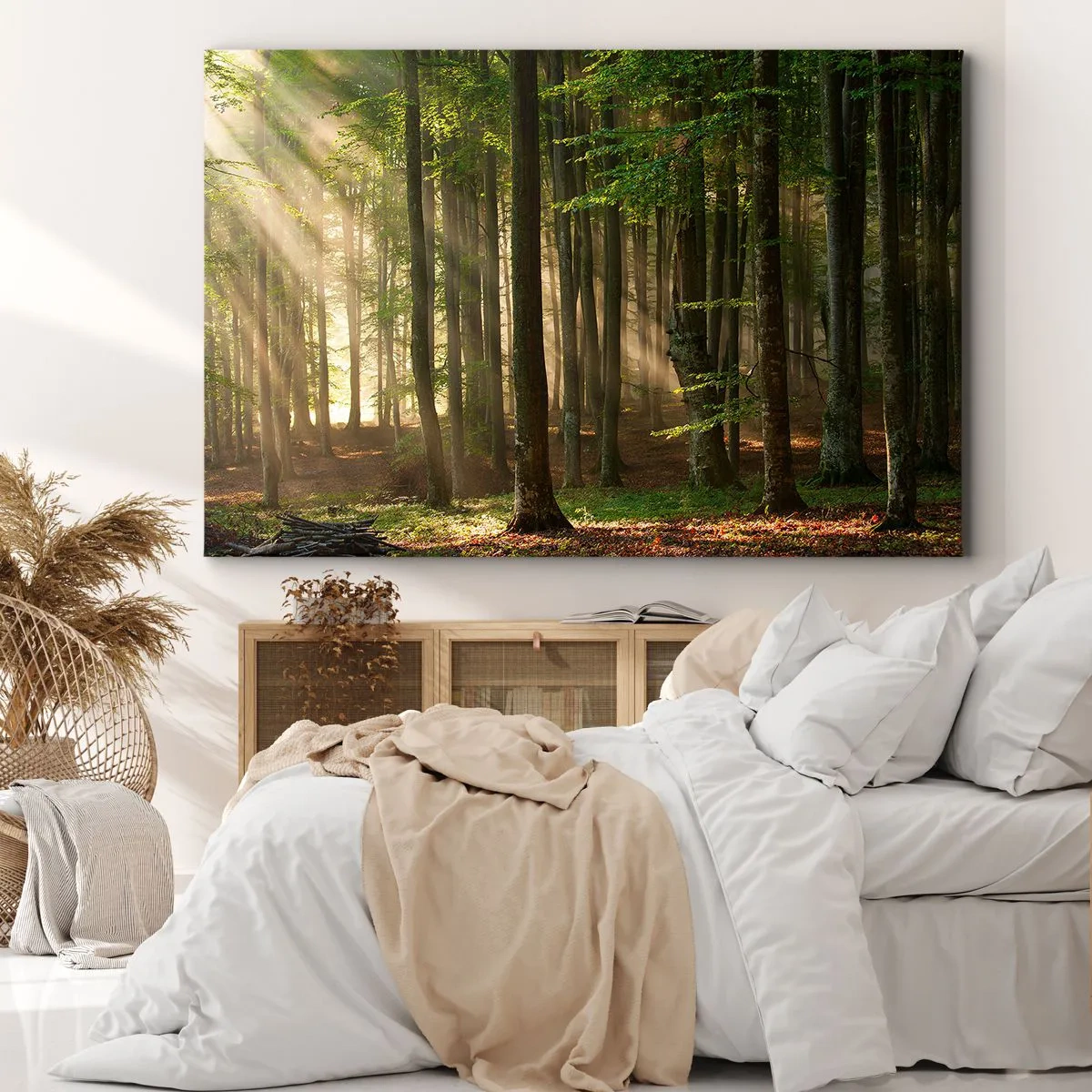 Vászonkép - Napsugarak áthatolnak az erdő fái között - 70x50cm - Ragyogó tavaszi reggelen - Modern fali dekoráció nappalihoz és hálószobához ARTTOR