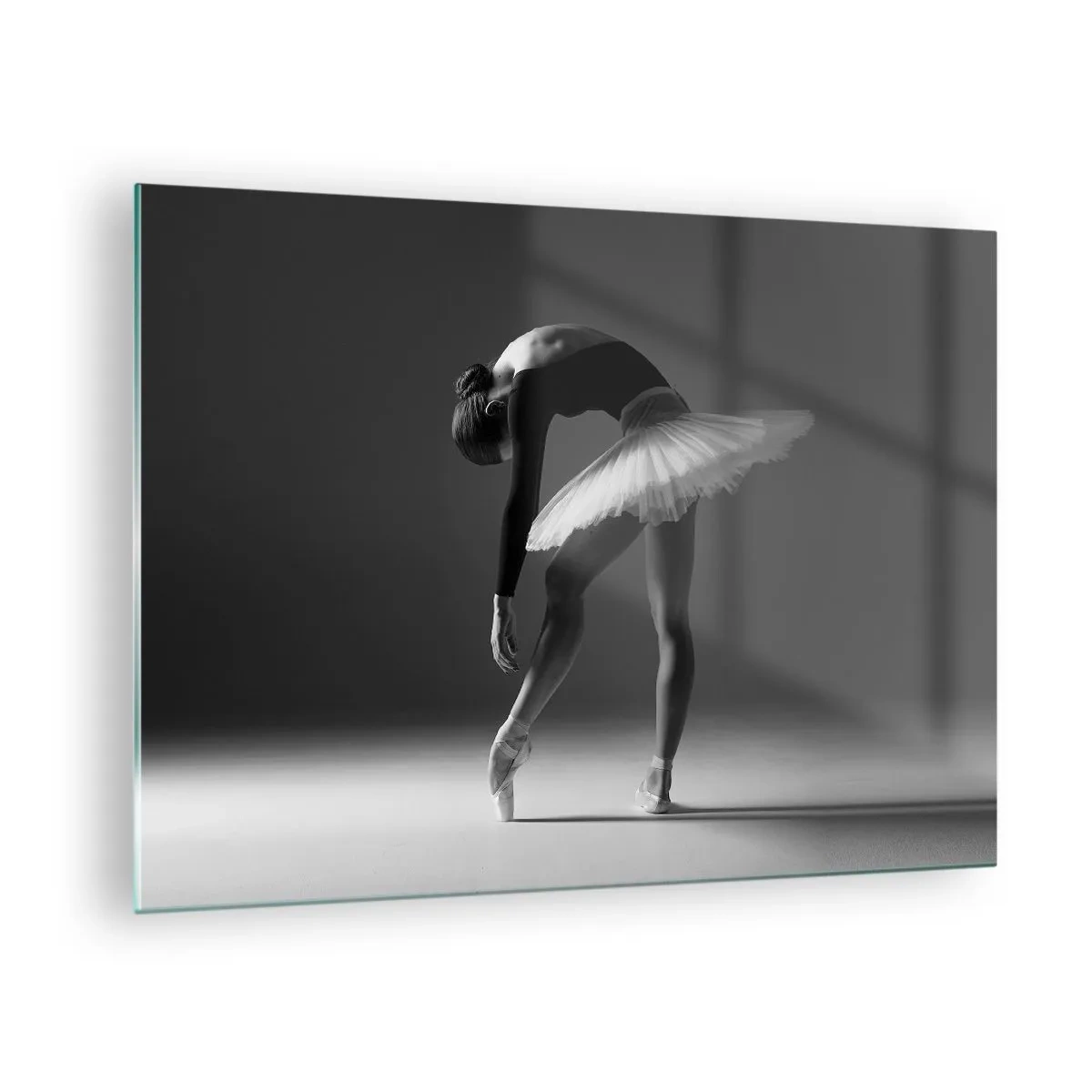 Üveg kép - Fekete-fehér sziluettje egy balerinának kecses pózban - 70x50cm - Bella balerina - Modern fali dekoráció nappalihoz és hálószobához ARTTOR