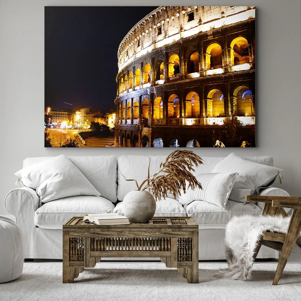 Vászonkép - A római Colosseum éjszakai fényekkel megvilágítva - 70x50cm - Ideje elkezdeni a játékokat - Modern fali dekoráció nappalihoz és hálószobához ARTTOR