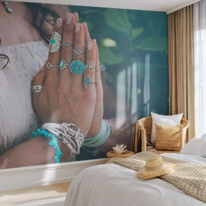 Egyedi tapéta Premium Canvas - Üdvözöljük a lét középpontjában - Nő, Ékszerek, Boho