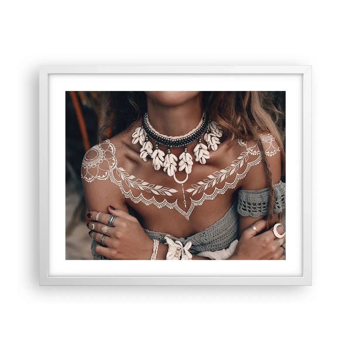 Poszter fekete keretben - Talizmánok, a nőiesség rituáléi - 50x40 cm