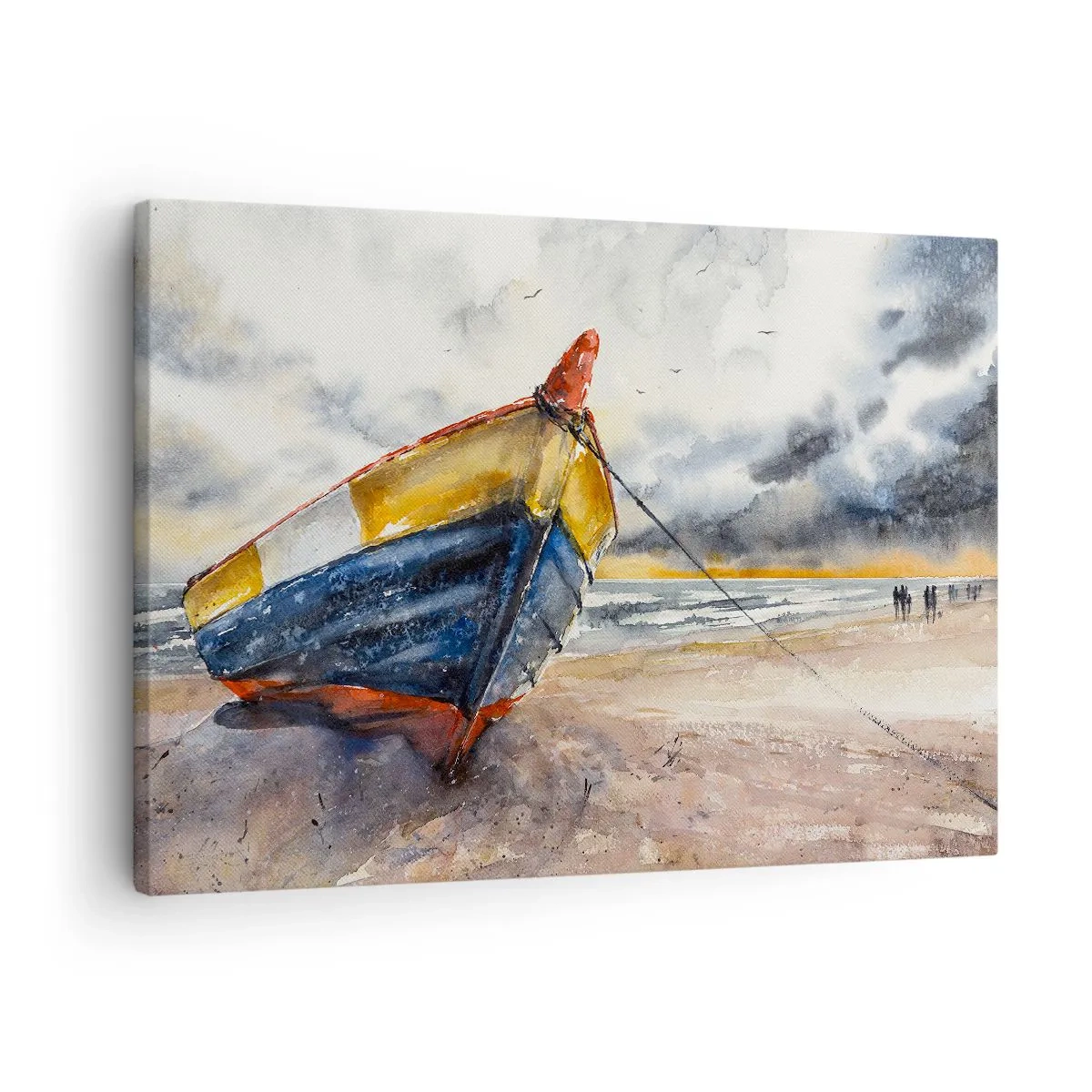 Vászonkép - Egy festői hajó a tengerparton felhős ég alatt - 70x50cm - Pihenés a parton - Modern fali dekoráció nappalihoz és hálószobához ARTTOR