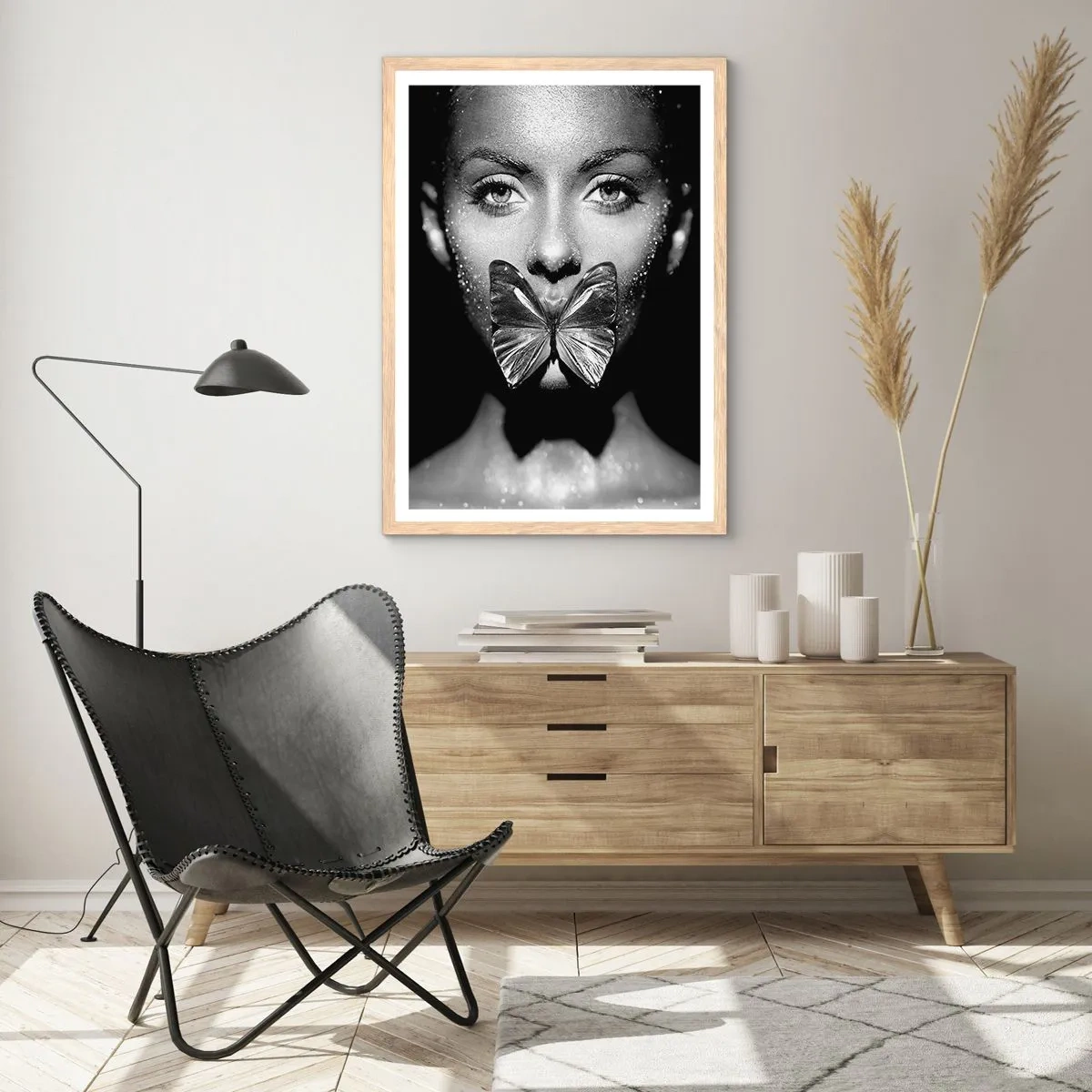 Poszter világos tölgy keretben - Pillangó csókja - 61x91 cm