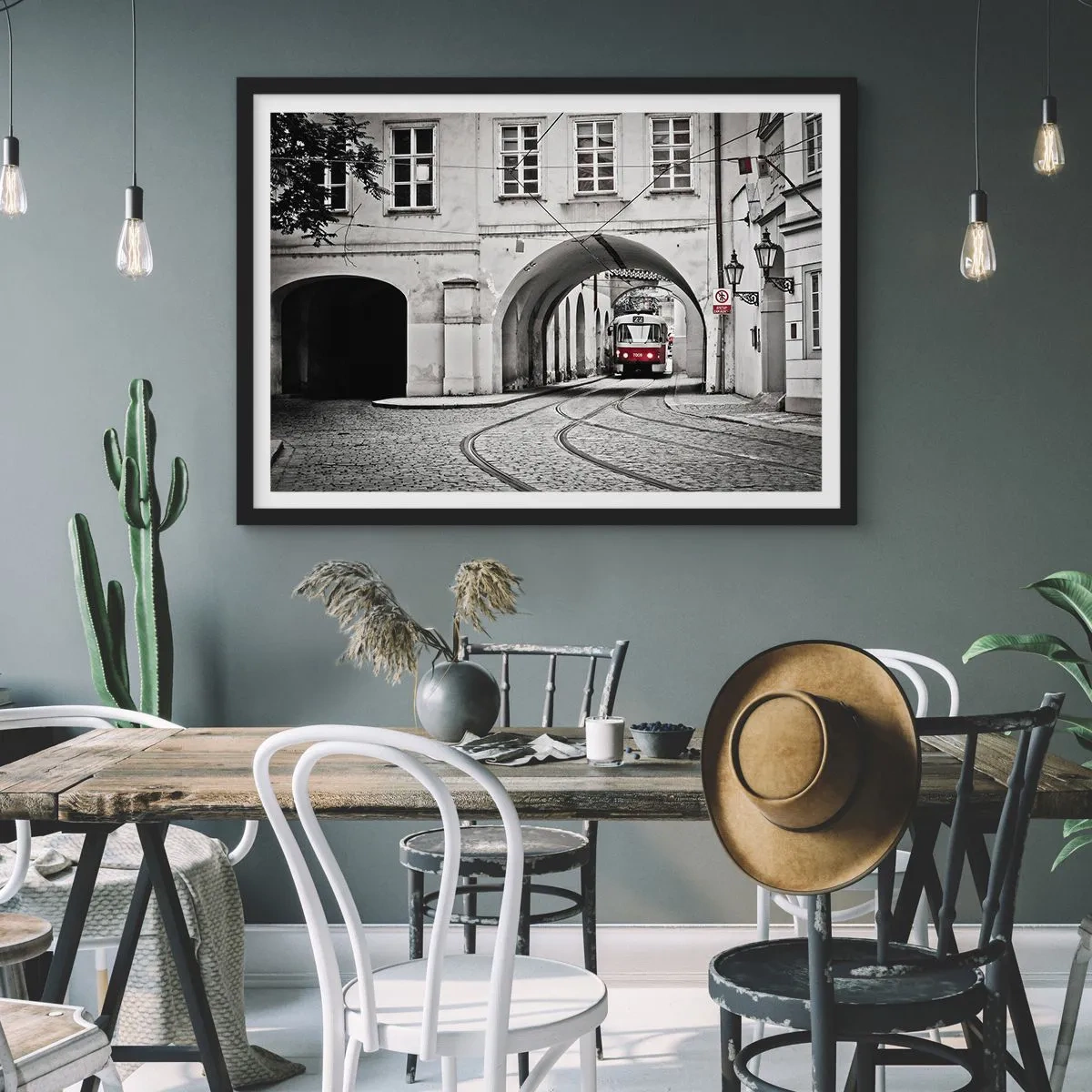 Poszter fehér keretben - A város labirintusán keresztül - 70x50 cm