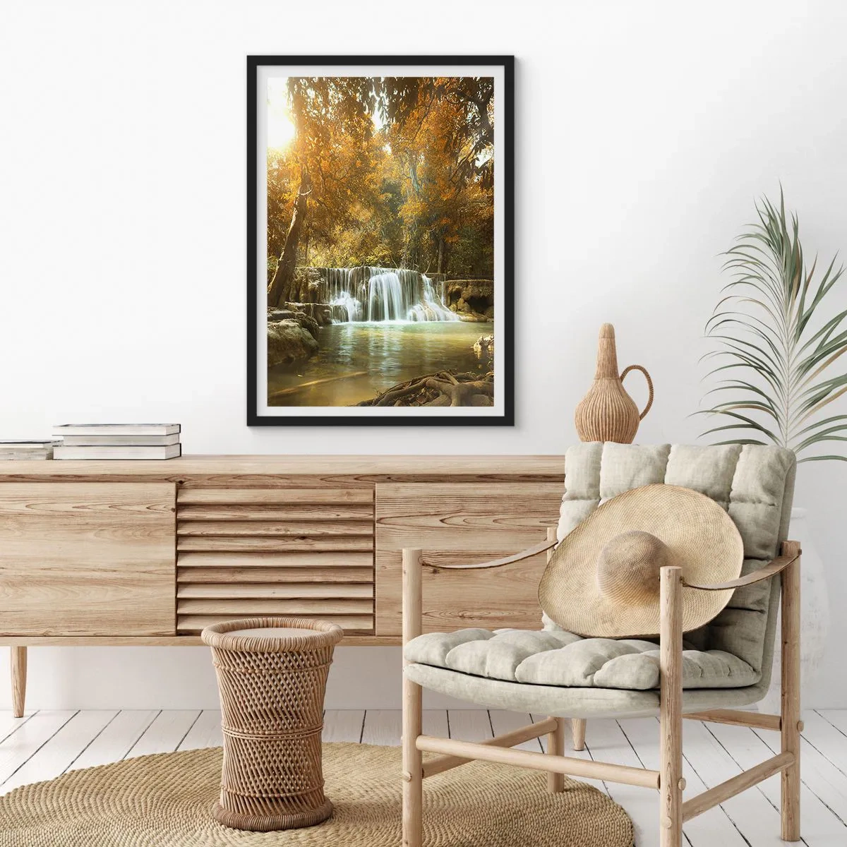 Poszter fehér keretben - Őszi vízesés a napfényben - 50x70cm - Park kaszkád - Modern fali dekoráció nappalihoz és hálószobához ARTTOR