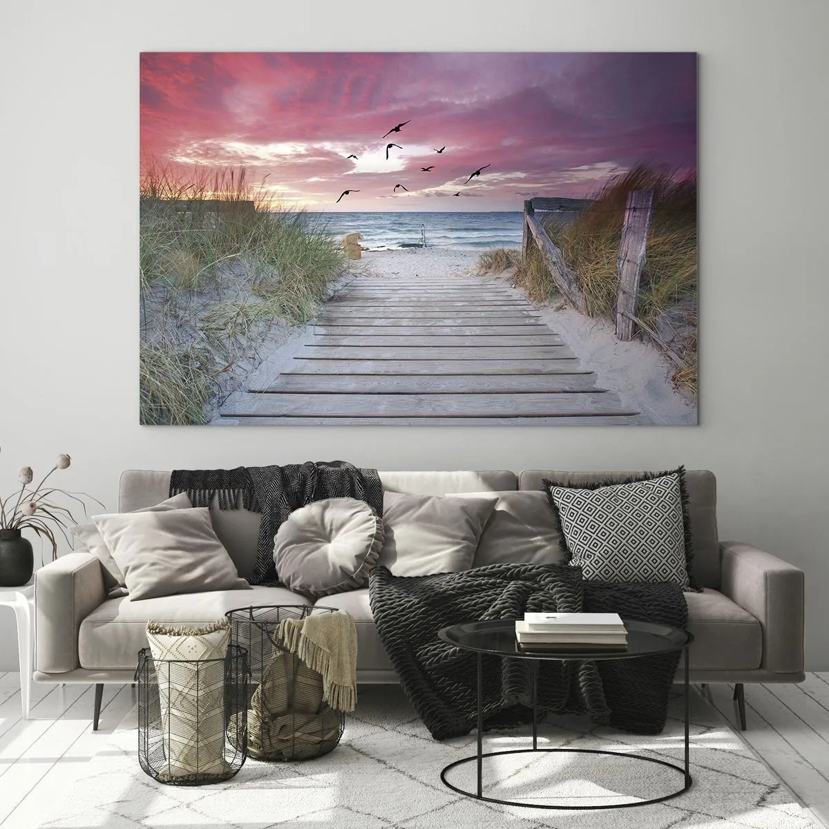 Üveg kép - Út a tengerpartra naplementekor, madarak repülnek - 70x50cm - Balti impresszió - Modern fali dekoráció nappalihoz és hálószobához ARTTOR