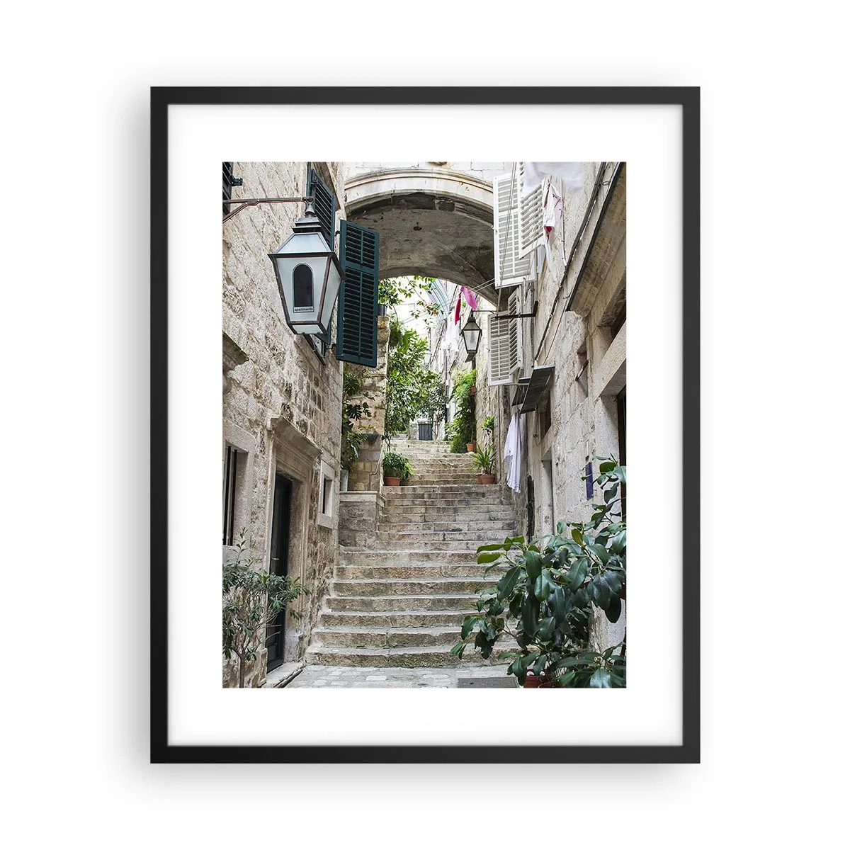 Poszter fehér keretben - Bájos sikátor - 40x50 cm