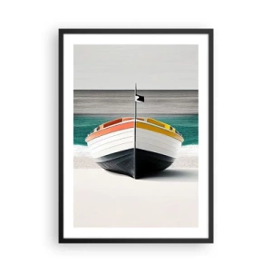 Poszter fehér keretben - Egy színes fénykép egy hajóról tenger és homok hátterében. - 50x70cm - A maga helyén - Modern fali dekoráció nappalihoz és hálószobához ARTTOR