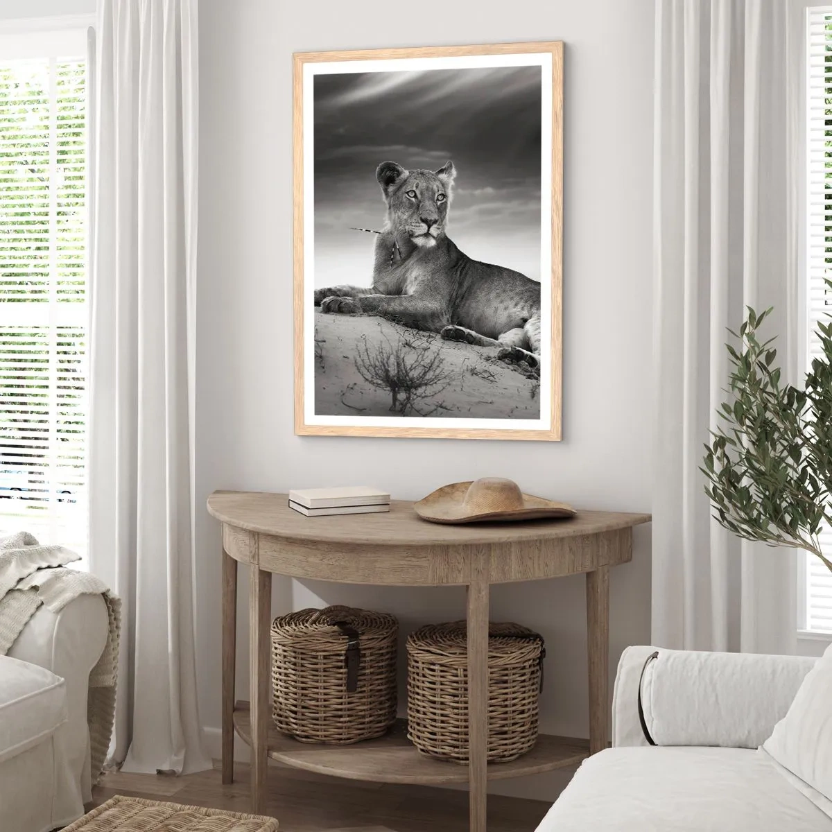 Poszter világos tölgy keretben - A sivatagi királynő pihenése - 70x100 cm