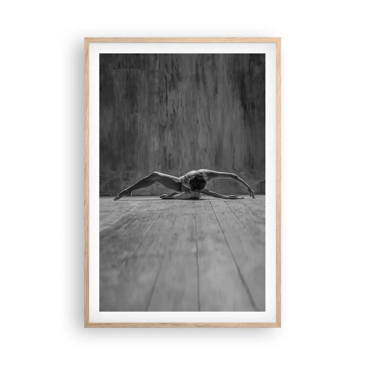 Poszter világos tölgy keretben - Előkerített szimmetria  - 61x91 cm