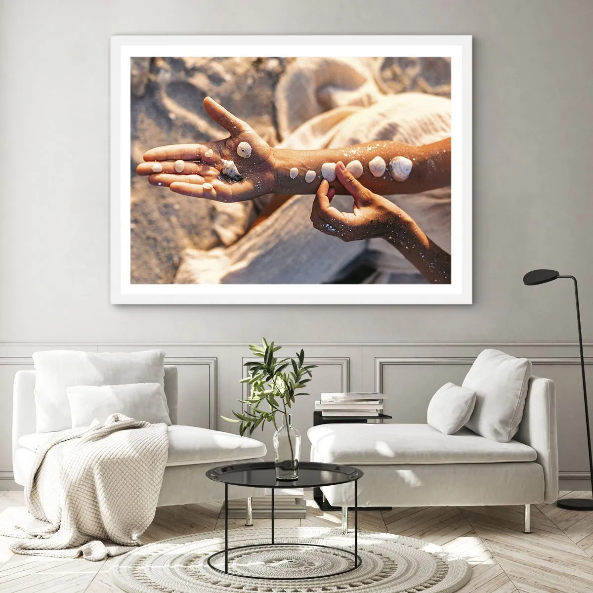 Poszter fekete keretben - Szépség egy karnyújtásnyira - 70x50 cm