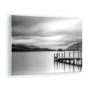 Üveg kép - Fekete-fehér táj tóval és egy fa mólóval - 70x50cm - Szelídség és erő - Modern fali dekoráció nappalihoz és hálószobához ARTTOR