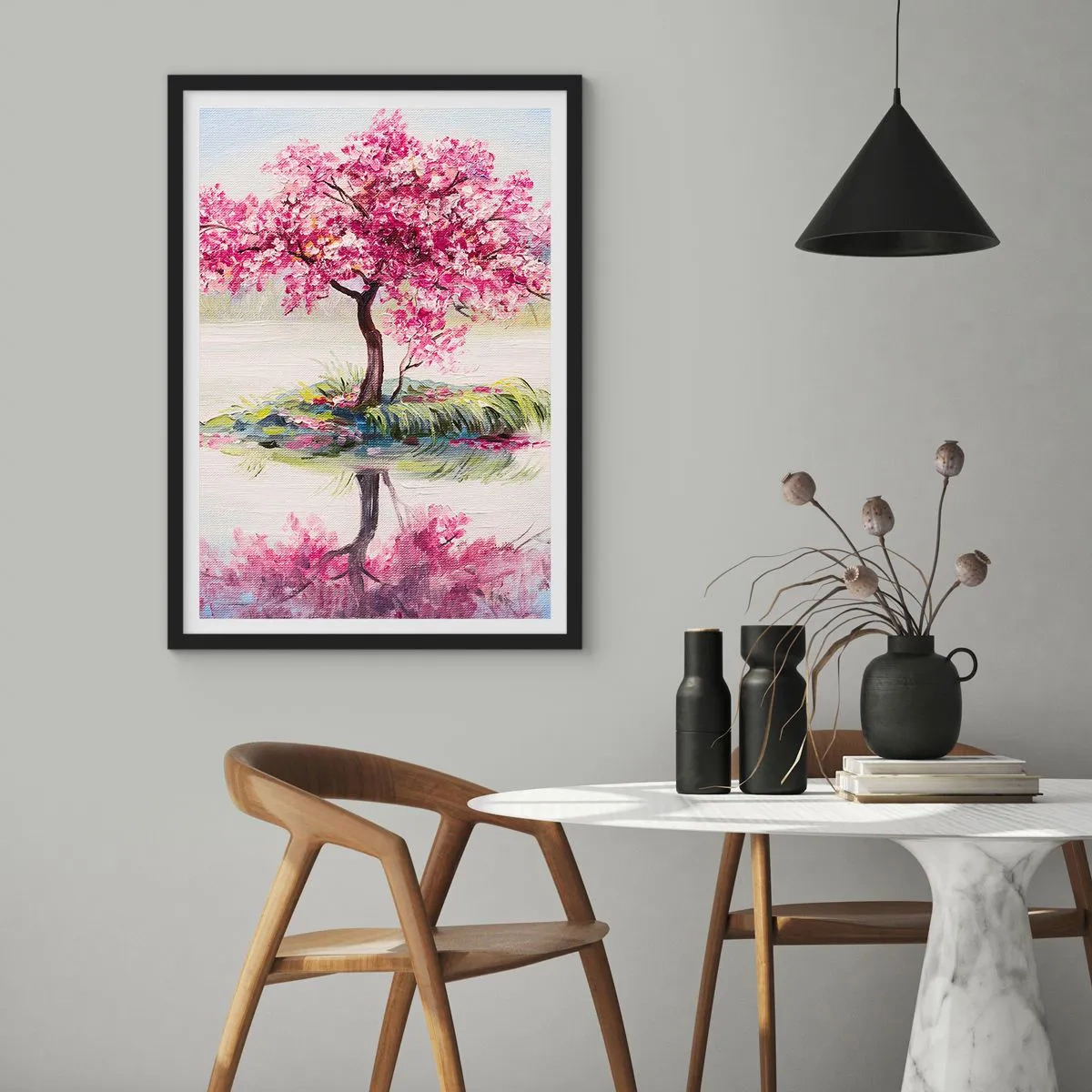 Poszter fehér keretben - Egy cseresznyefa egy nyugodt tó partján - 50x70cm - A tavasz ünnepe - Modern fali dekoráció nappalihoz és hálószobához ARTTOR