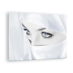 Üveg kép - Egy visszafogott portré kifejező kék szemekkel - 70x50cm - Ezeregy éjszakából - Modern fali dekoráció nappalihoz és hálószobához ARTTOR