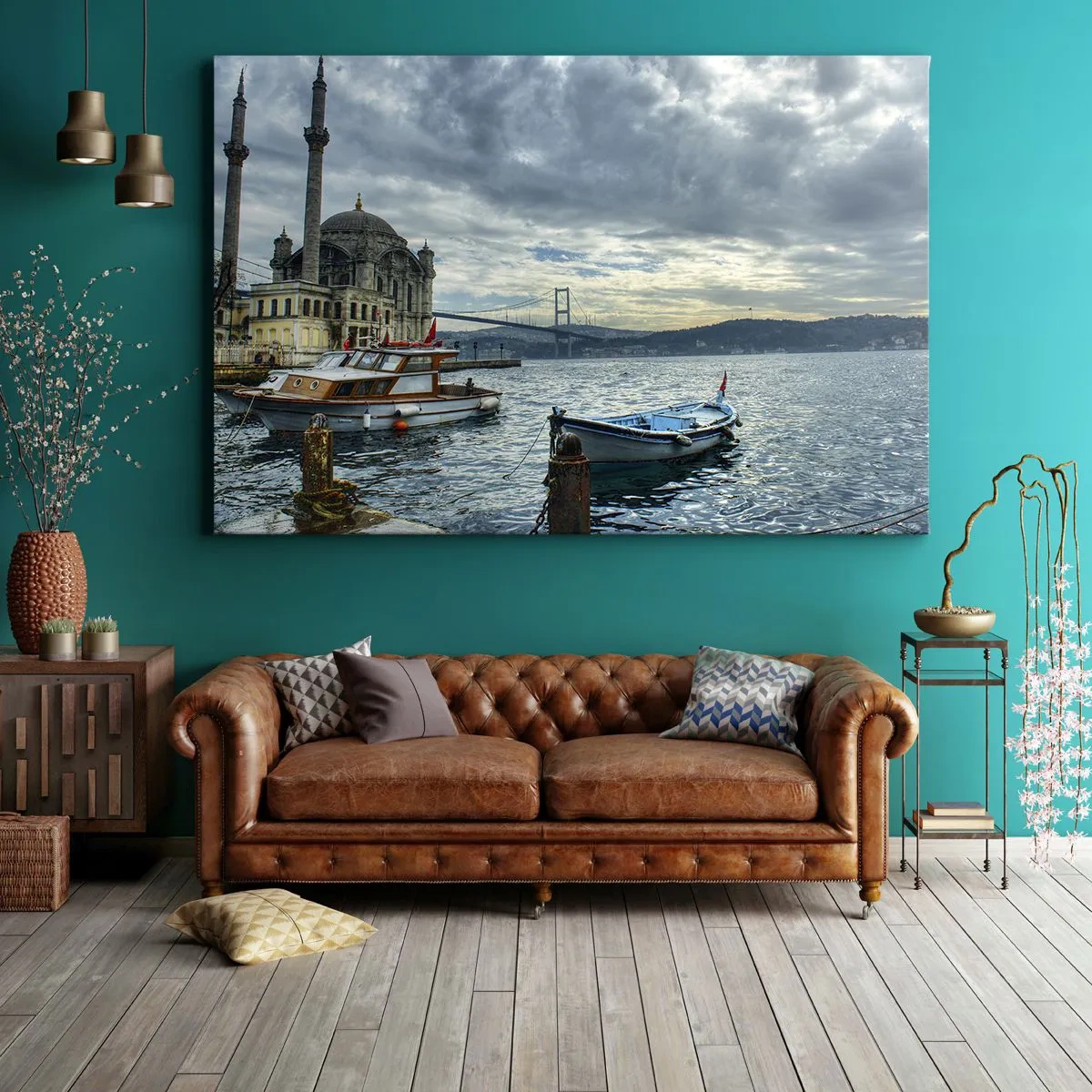 Vászonkép - Egy történelmi épület a vízen, csónakokkal és egy híddal a háttérben - 70x50cm - A világok határán - Modern fali dekoráció nappalihoz és hálószobához ARTTOR
