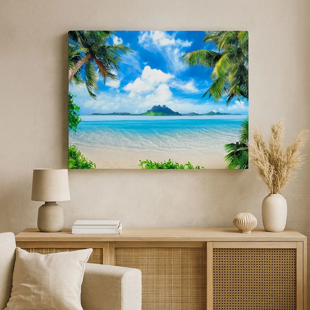 Vászonkép - Trópusi strand pálmafákkal és kilátással egy szigetre - 70x50cm - A trópusi azúrkék - Modern fali dekoráció nappalihoz és hálószobához ARTTOR