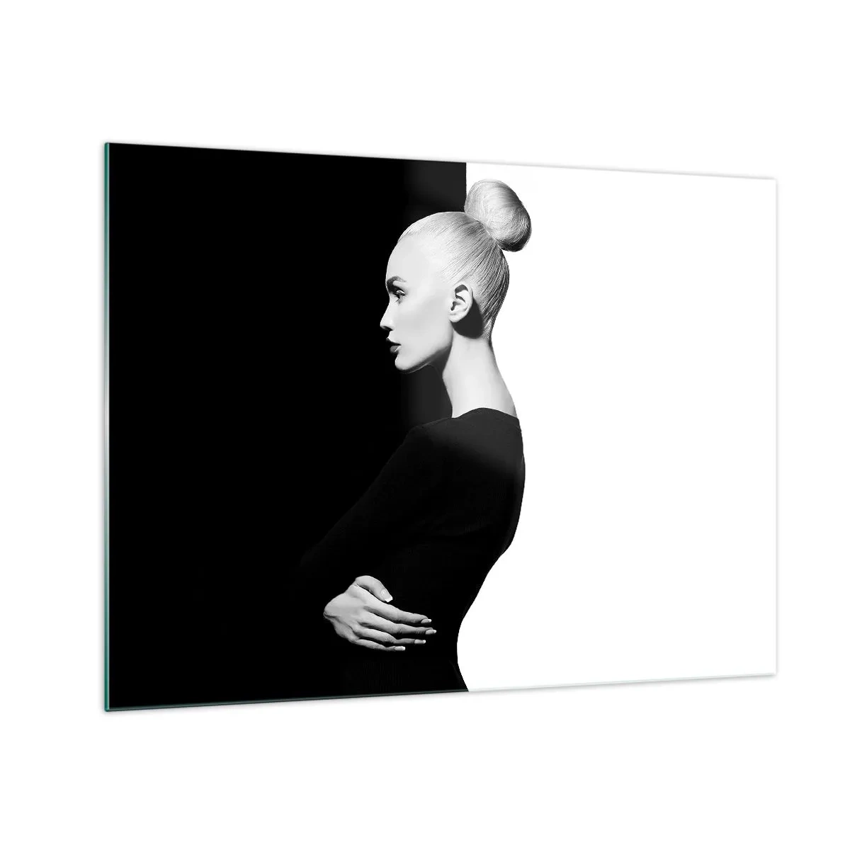 Üveg kép - Fekete-fehér portré egy elegáns kontyban lévő nőről - 70x50cm - Egyszerűen egy nő - Modern fali dekoráció nappalihoz és hálószobához ARTTOR