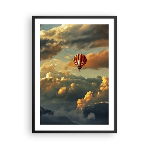 Poszter fehér keretben - Egy léggömb a felhők között naplementekor - 50x70cm - Azért repülök, mert akarok - Modern fali dekoráció nappalihoz és hálószobához ARTTOR