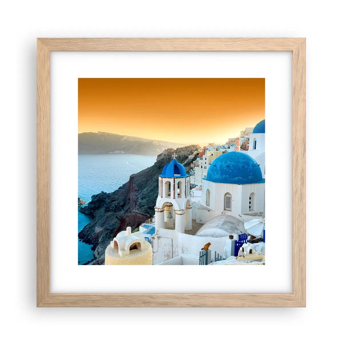 Poszter világos tölgy keretben - Santorini – rásimulva a sziklákra - 30x30 cm