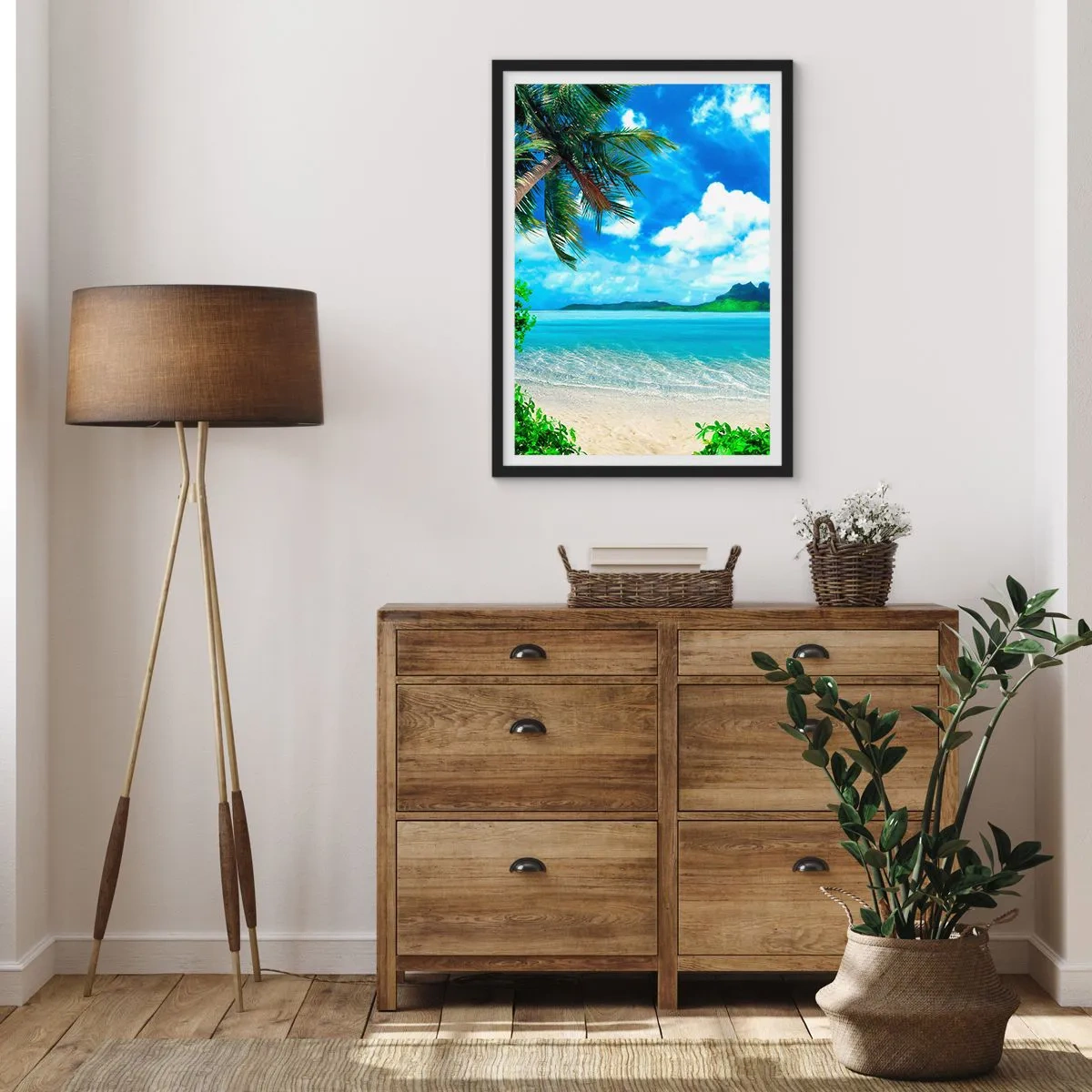 Poszter fehér keretben - Trópusi tengerpart pálmafákkal és azúrkék tengerrel - 50x70cm - A trópusi azúrkék - Modern fali dekoráció nappalihoz és hálószobához ARTTOR