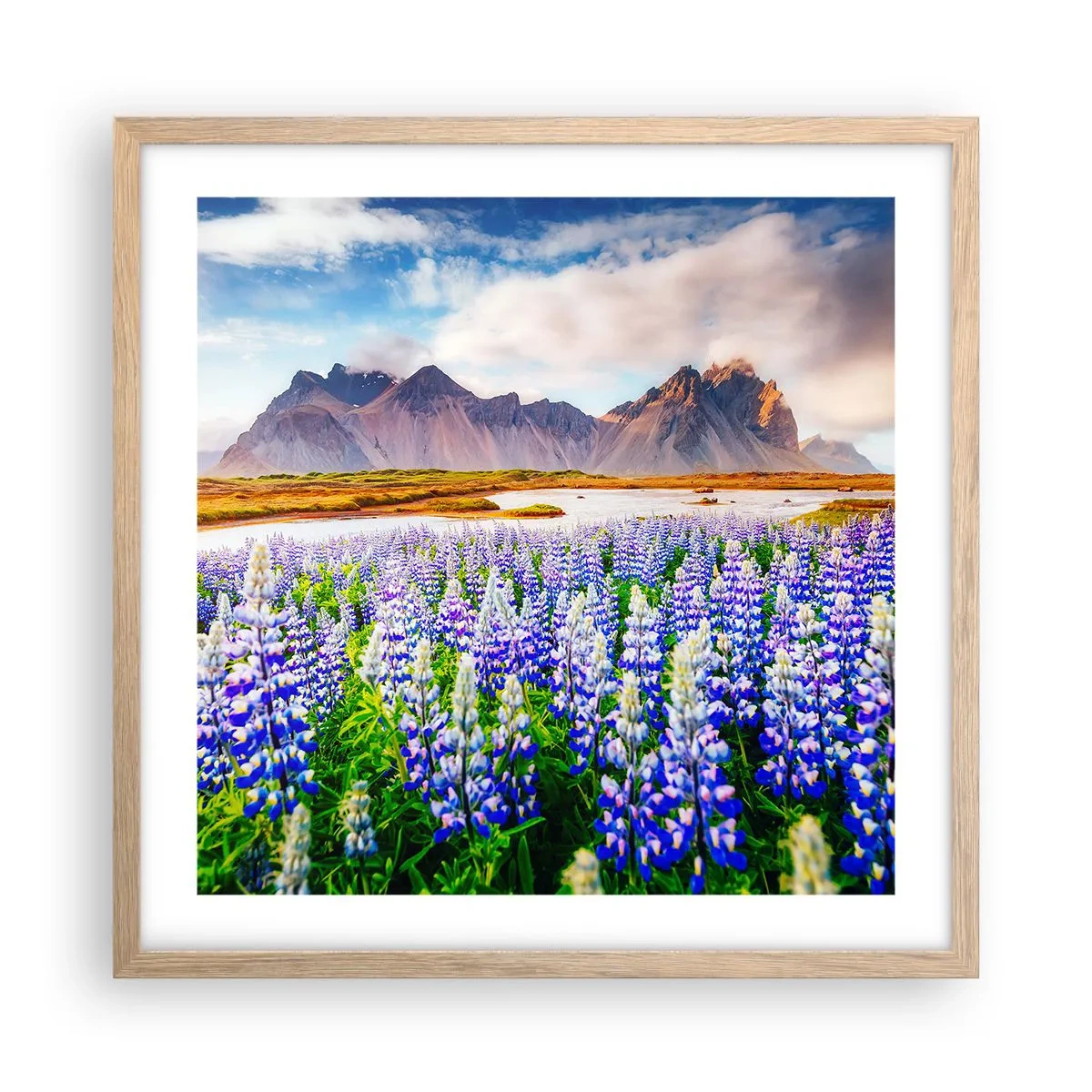 Poszter világos tölgy keretben - Erő és szigorúság a szelídség mellett - 50x50 cm