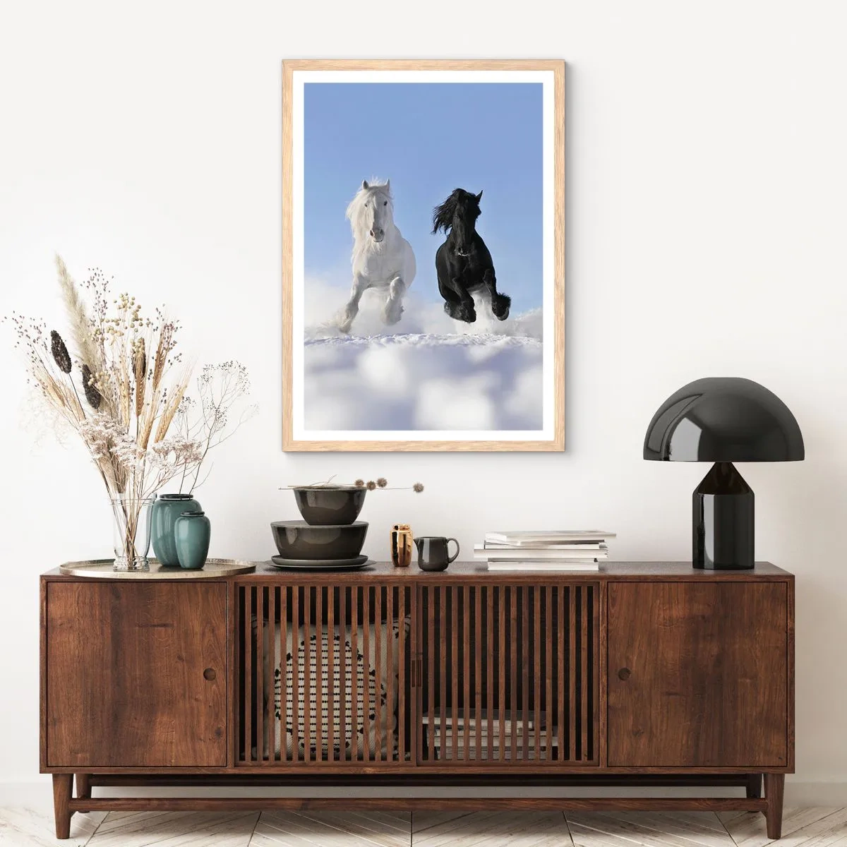 Poszter világos tölgy keretben - Fekete-fehér galopp - 70x100 cm