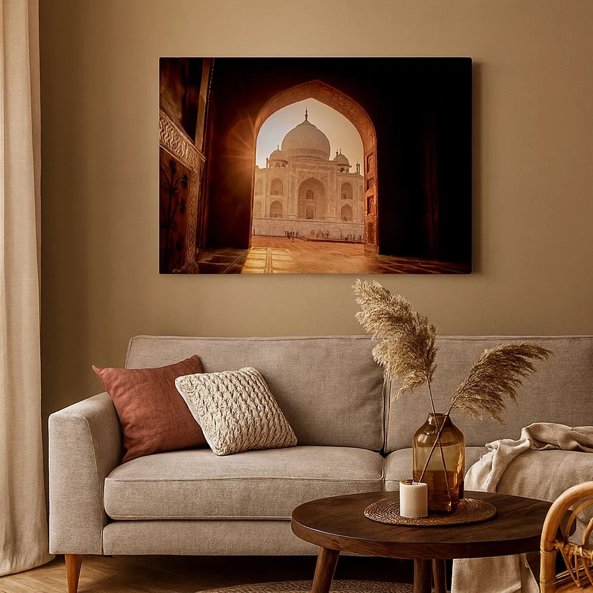 Vászonkép - A Taj Mahal a kapuívből látható napfényben - 70x50cm - A földöntúli szerelem emlékműve - Modern fali dekoráció nappalihoz és hálószobához ARTTOR