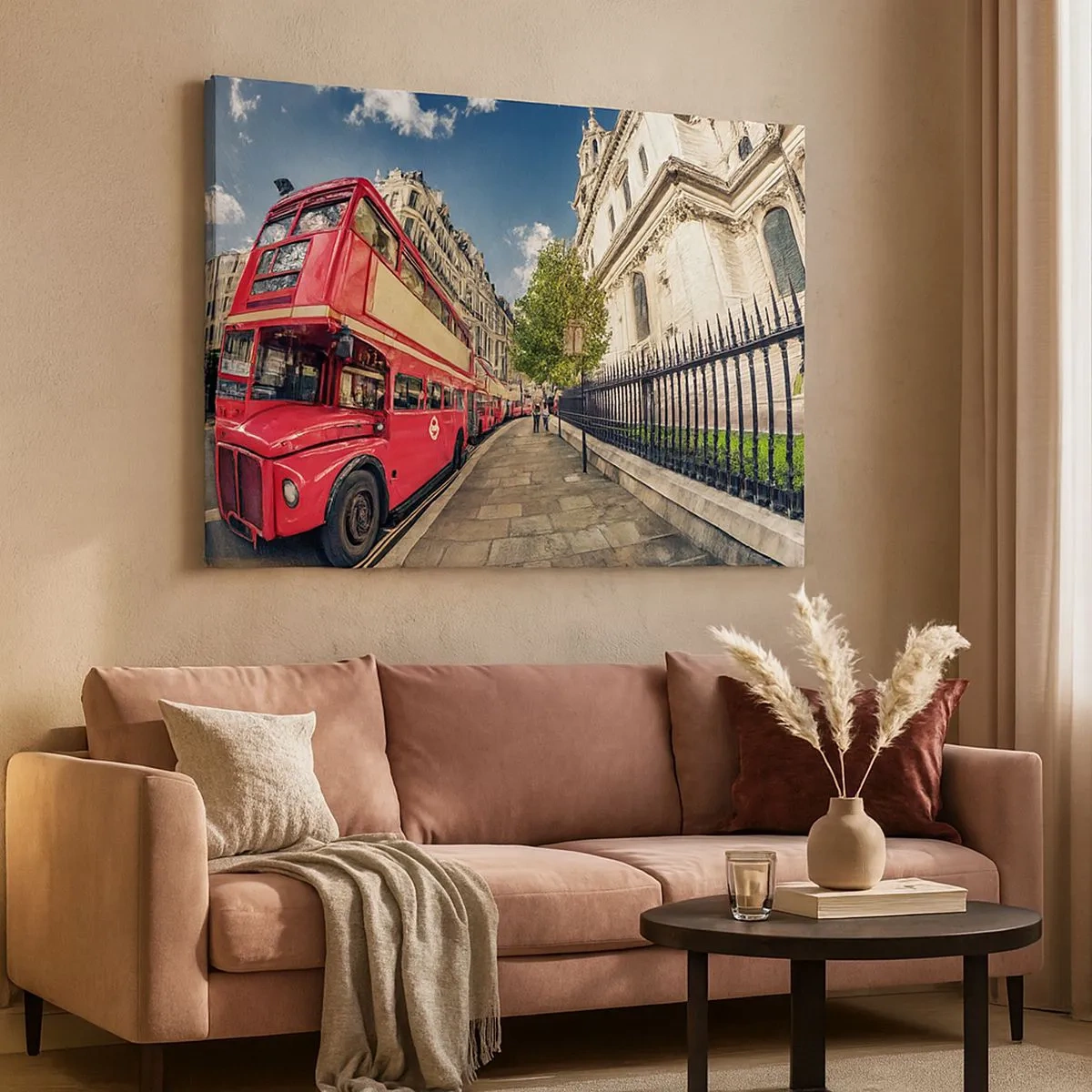 Vászonkép - Piros emeletes busz Londonban az utca és a katedrális közelében - 70x50cm - Londoni utca szürke és piros színben - Modern fali dekoráció nappalihoz és hálószobához ARTTOR