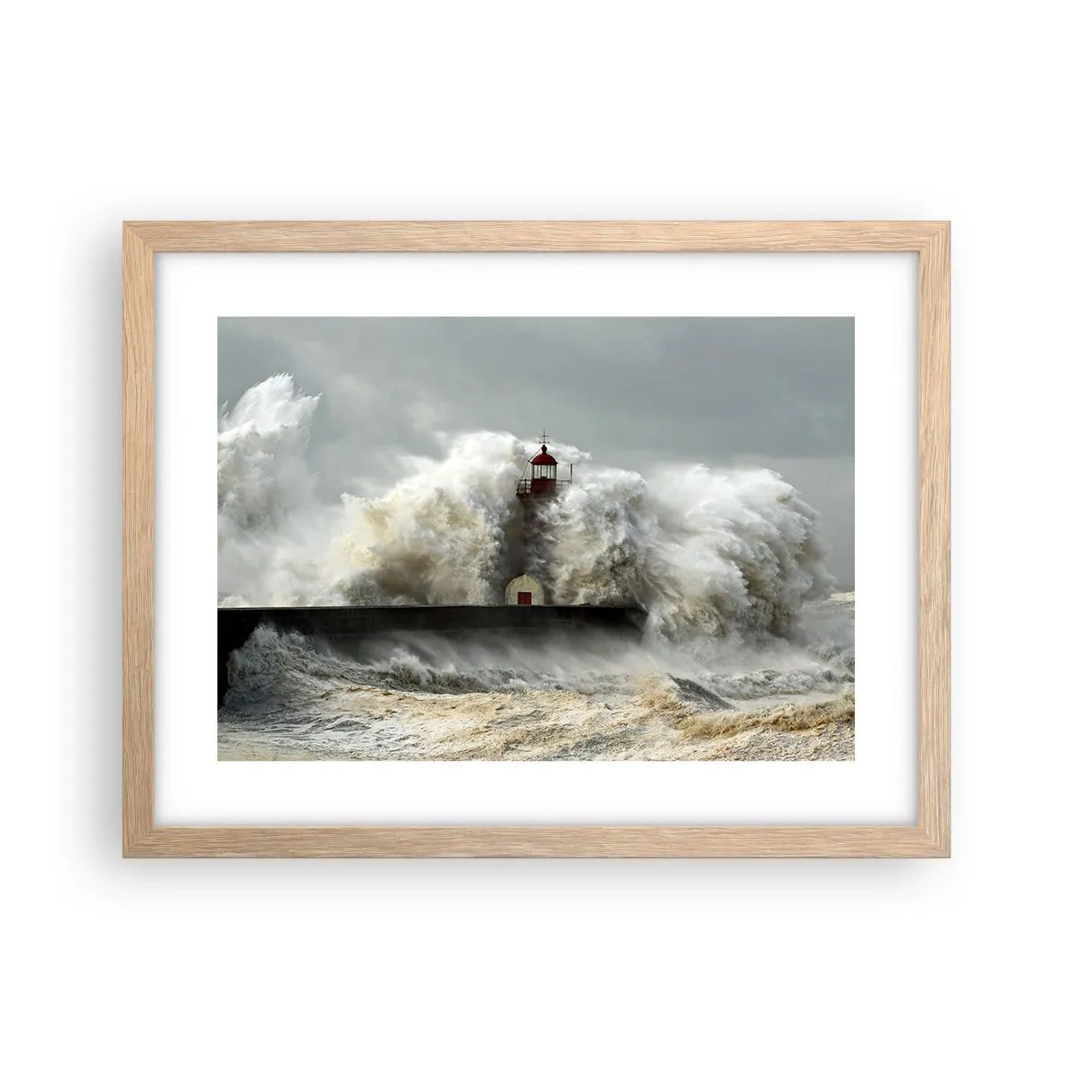 Poszter világos tölgy keretben - Az óceán haragja - 40x30 cm