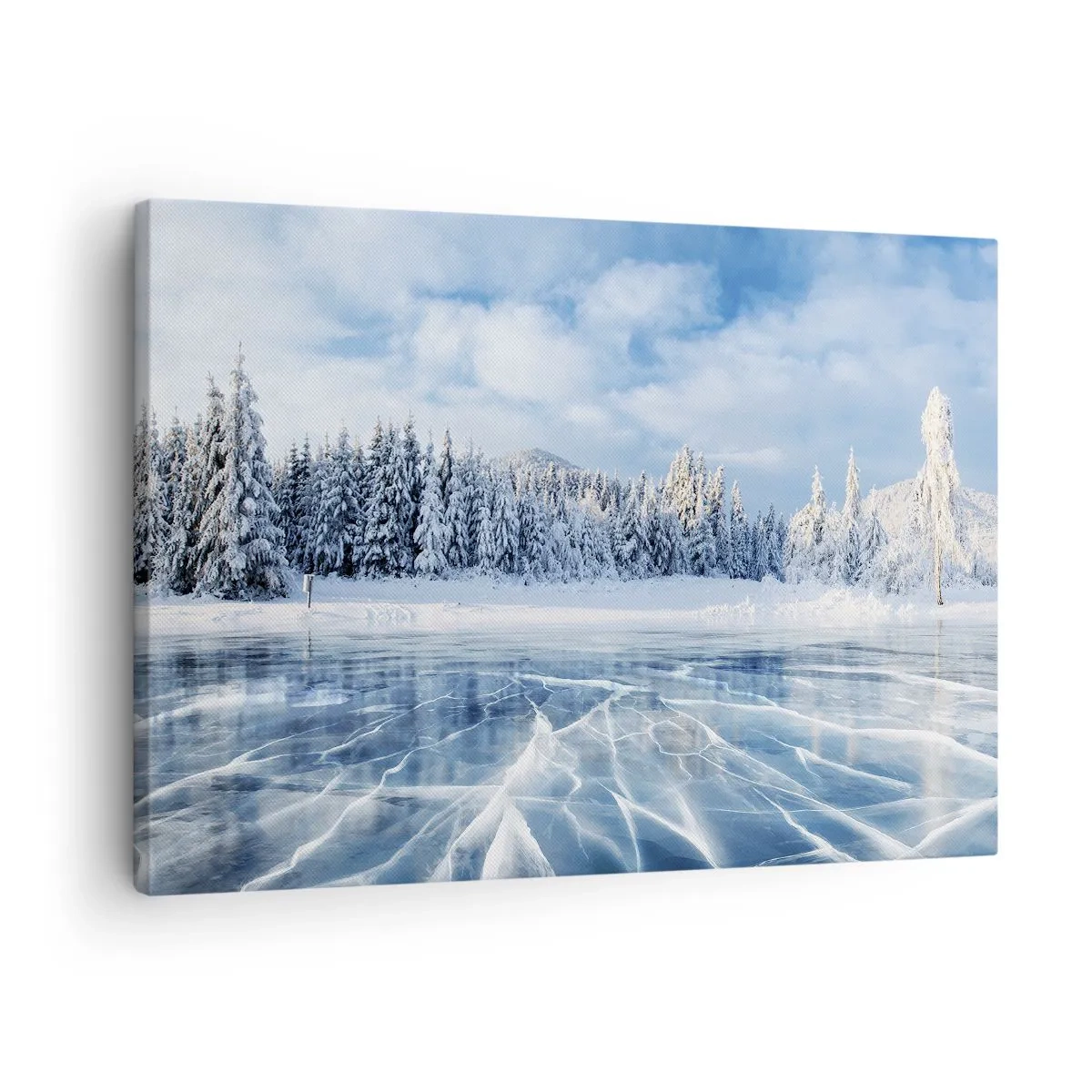 Vászonkép - Egy befagyott tó, amelyet hófödte erdő vesz körül - 70x50cm - Káprázatos és kristályos látvány - Modern fali dekoráció nappalihoz és hálószobához ARTTOR