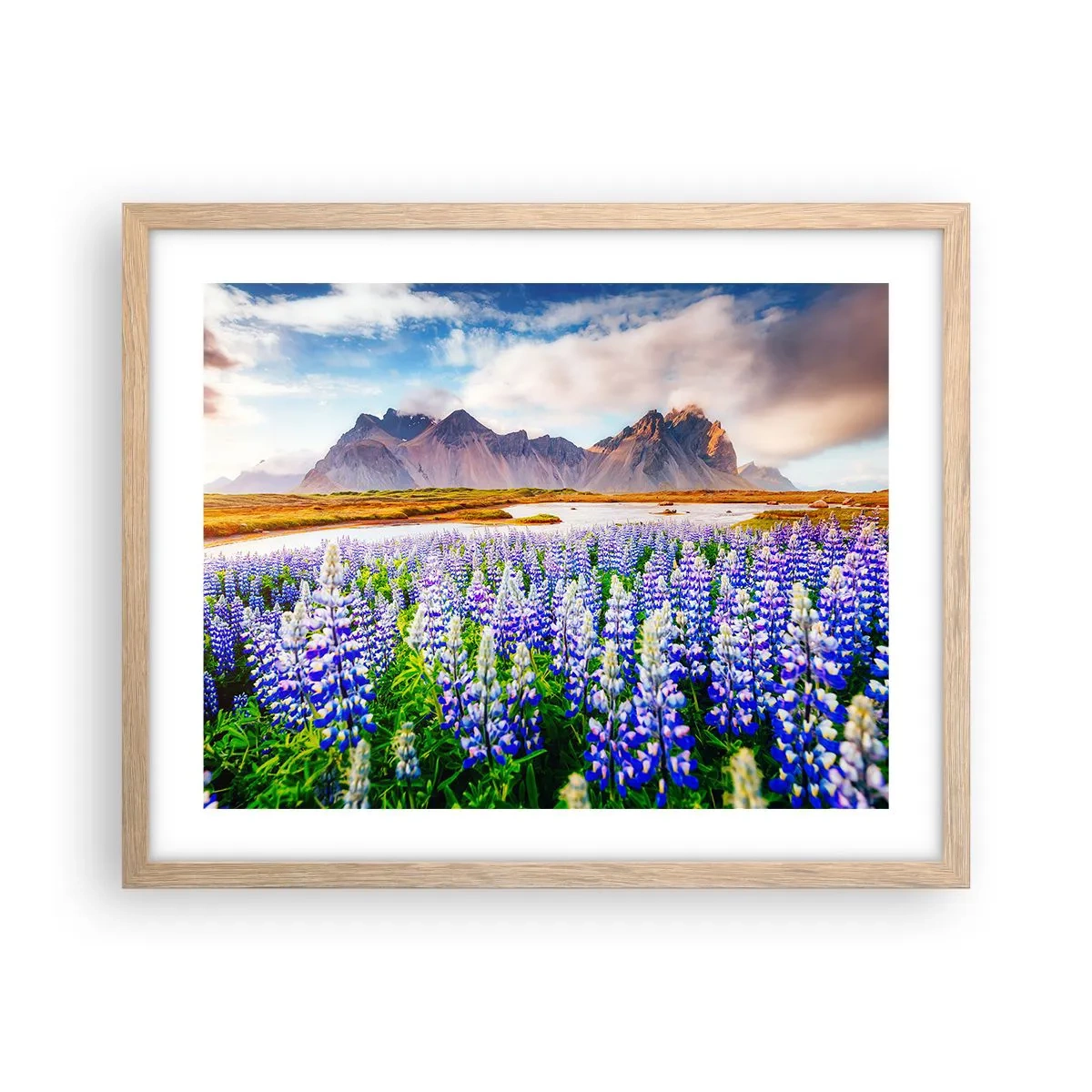 Poszter világos tölgy keretben - Erő és szigorúság a szelídség mellett - 50x40 cm