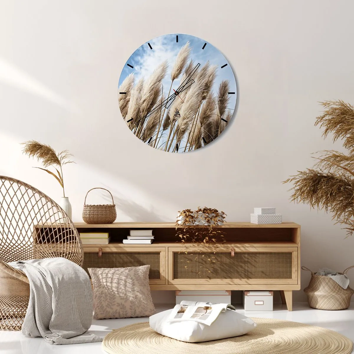 Falióra, Óra - Bolyhos pampafű a kék ég ellen - 30x30cm - Napos és szeles simogatás - Modern fali dekoráció nappalihoz, konyhához és hálószobához ARTTOR