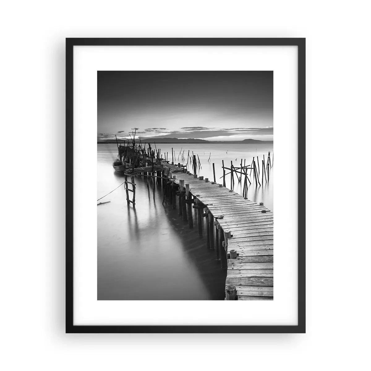 Poszter fehér keretben - Egy elfeledett part békéje - 40x50 cm