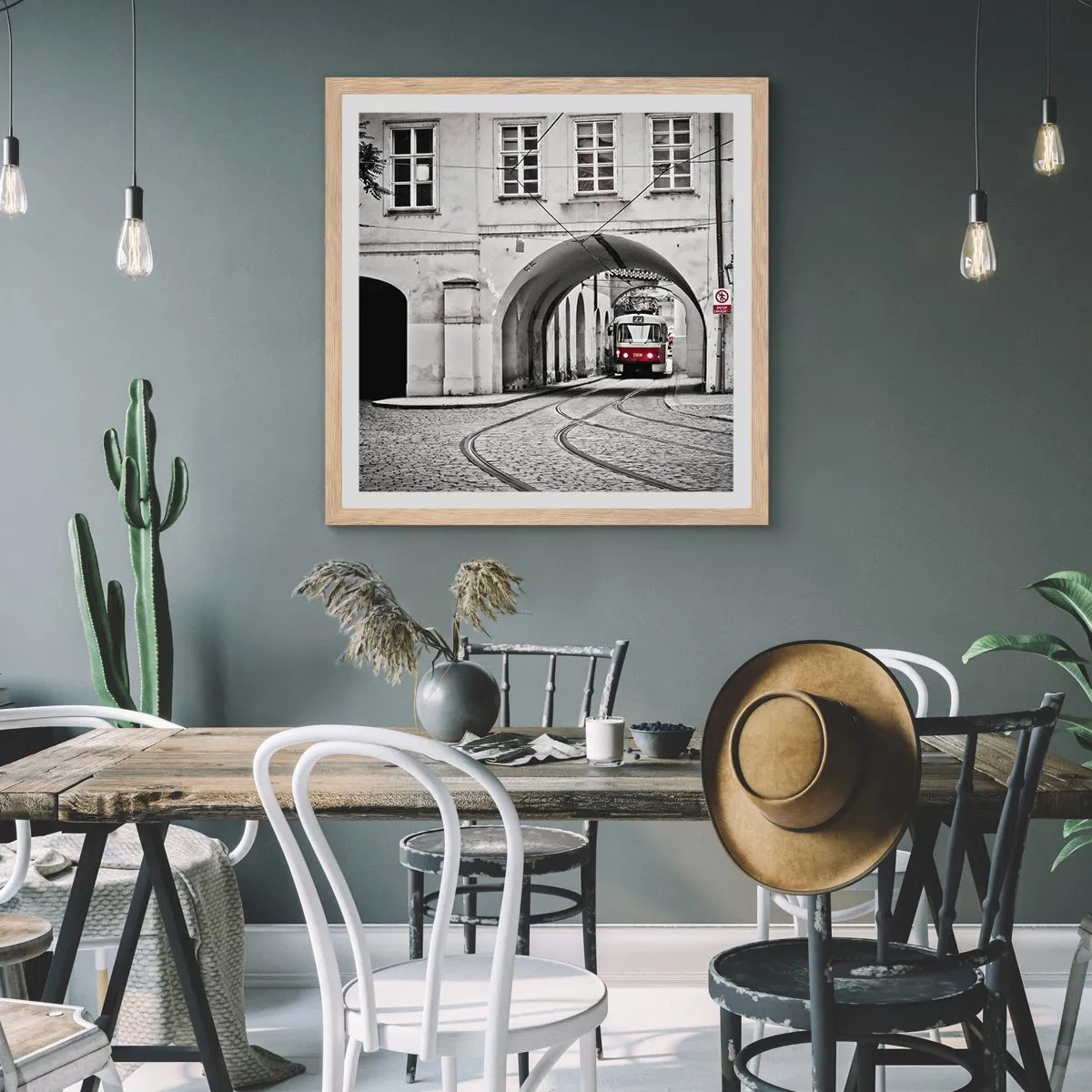 Poszter világos tölgy keretben - A város labirintusán keresztül - 60x60 cm