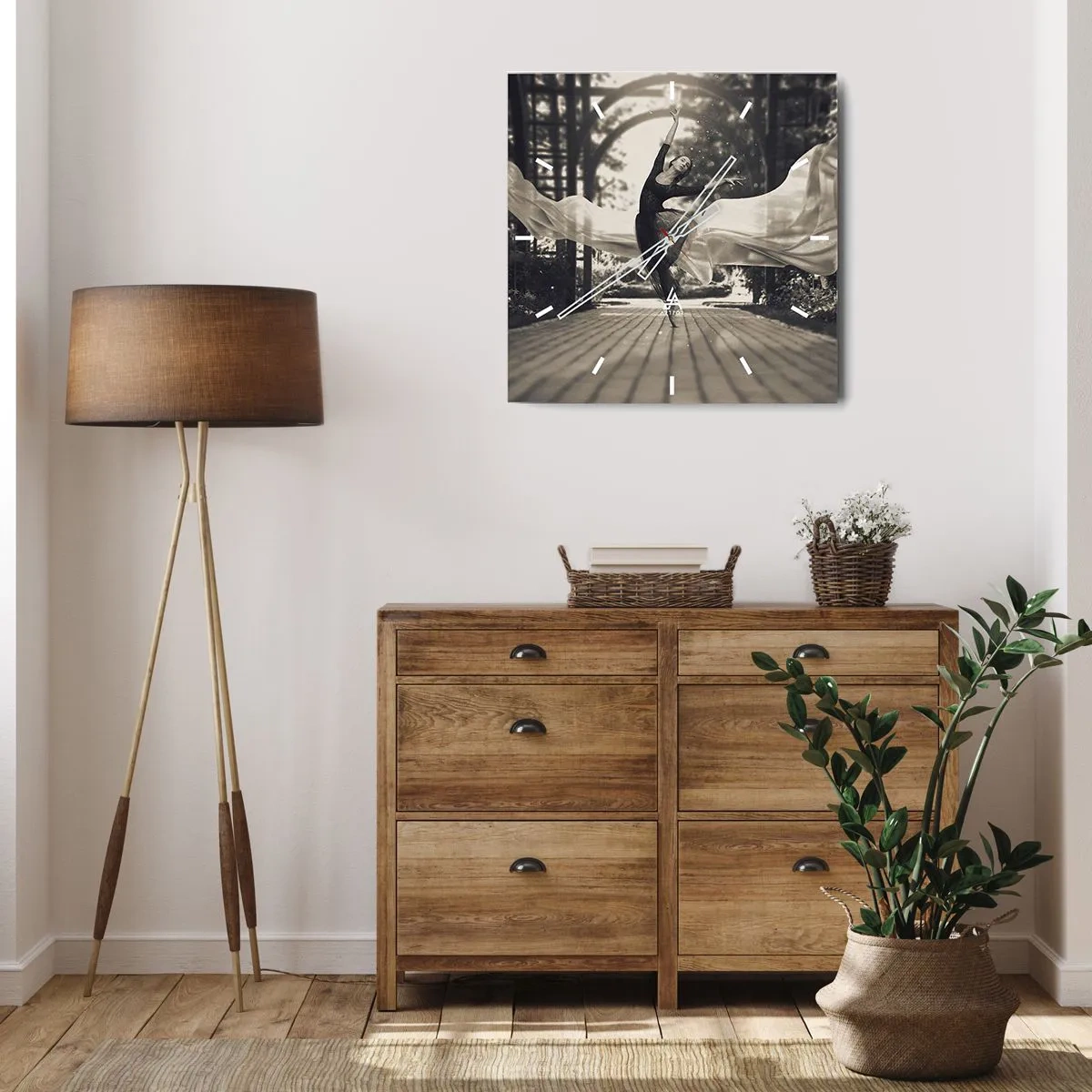 Falióra, Óra - A kerti szellem tánca - 40x40 cm