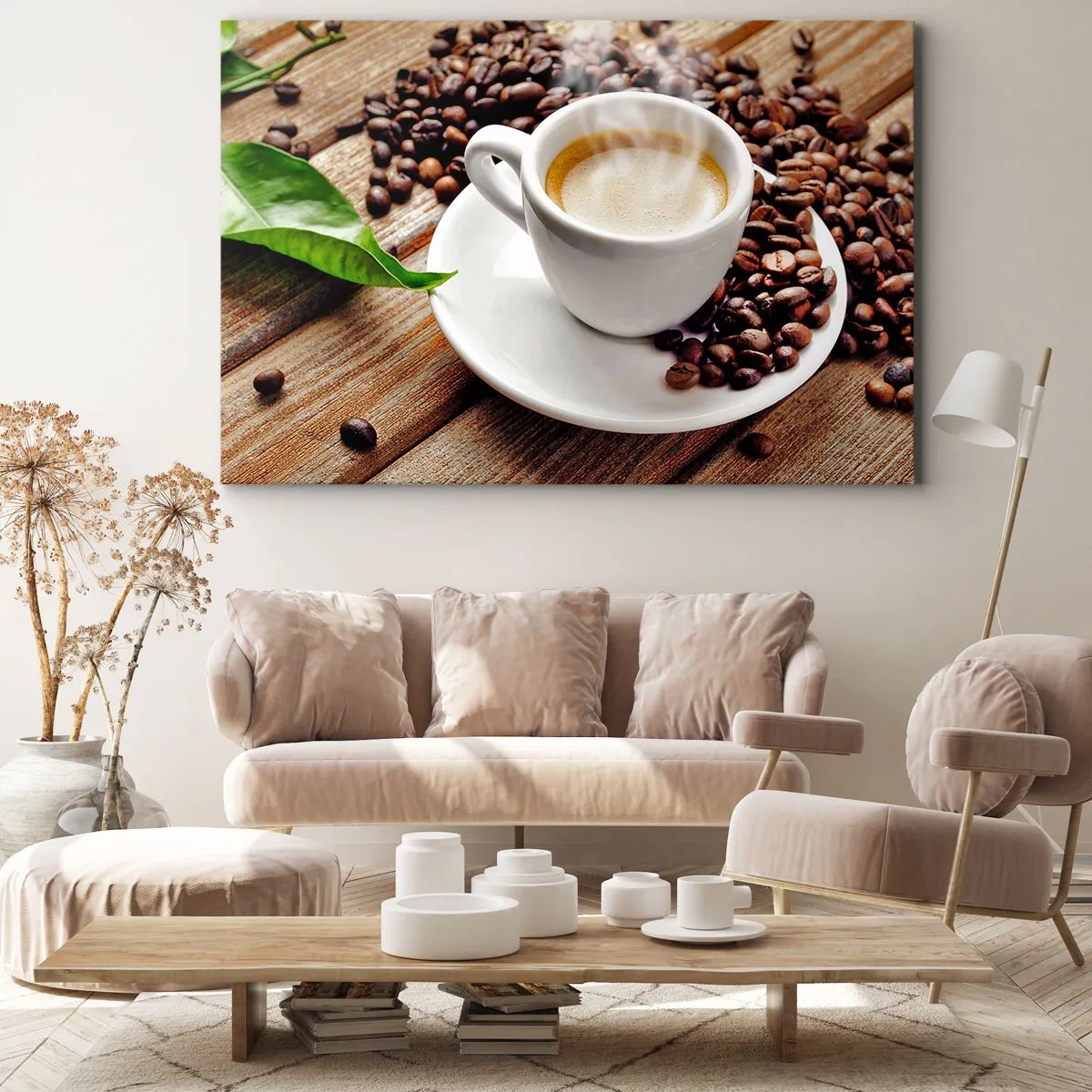 Vászonkép - Egy csésze aromás kávé bab és egy levél hátterében - 70x50cm - Kávé az asztalon - Modern fali dekoráció nappalihoz és hálószobához ARTTOR
