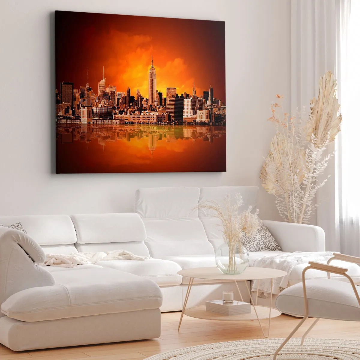 Vászonkép - A város panorámája naplementekor, az épületek tükröződnek a vízben - 70x50cm - A nagyvárosi panoráma sárga és bronz színben - Modern fali dekoráció nappalihoz és hálószobához ARTTOR