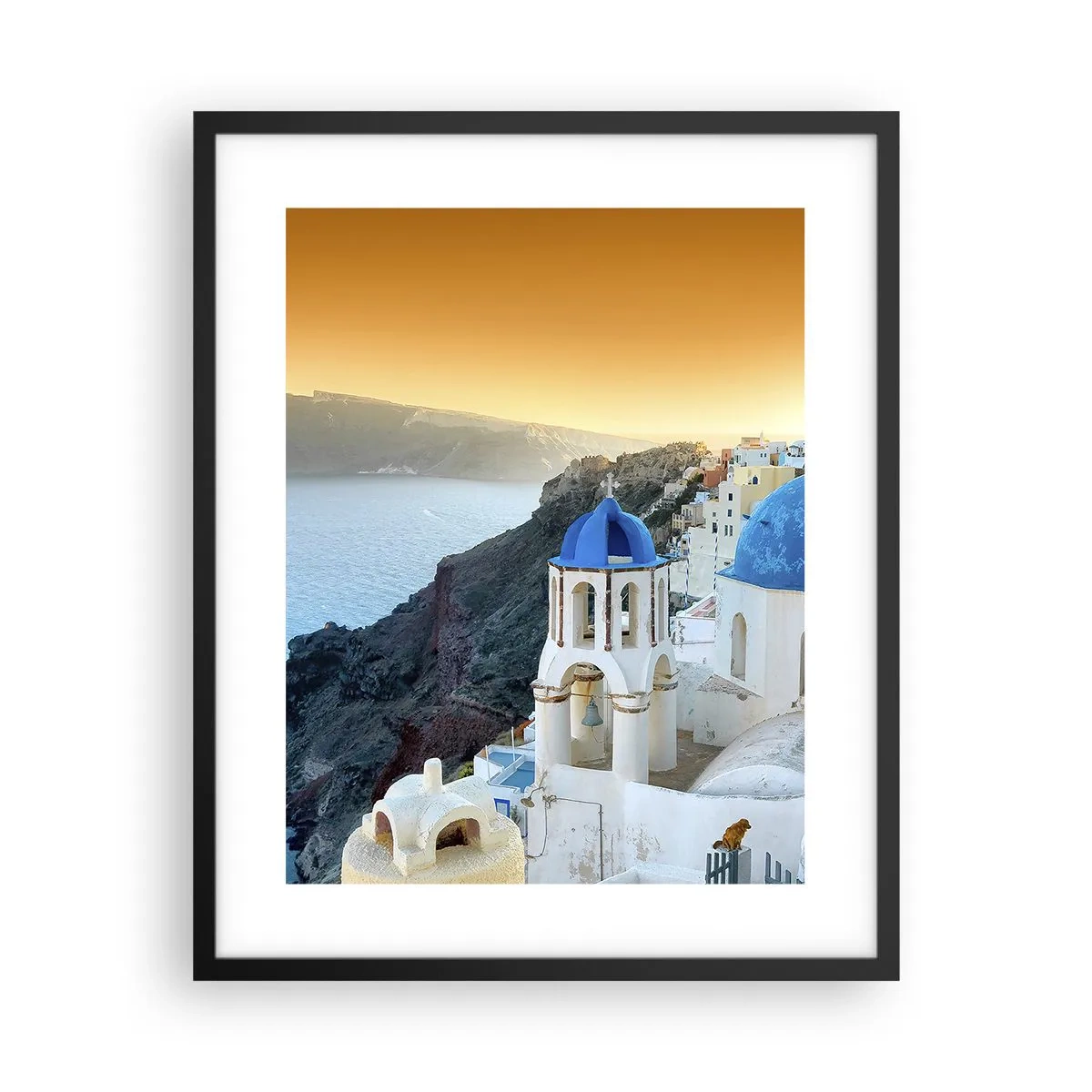 Poszter fehér keretben - Santorini – rásimulva a sziklákra - 40x50 cm
