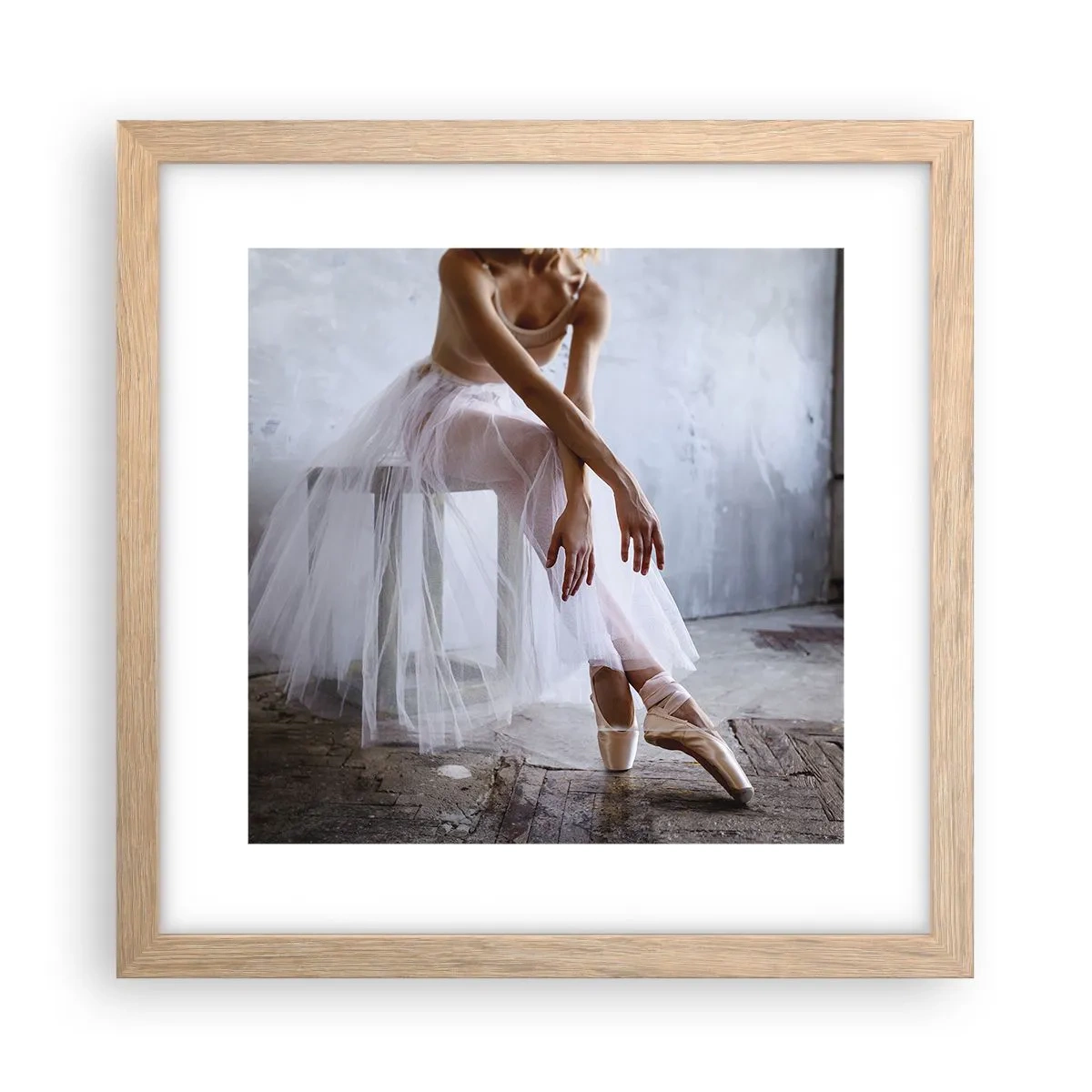 Poszter világos tölgy keretben - Mielőtt a rámpa fényei kigyúlnak - 30x30 cm