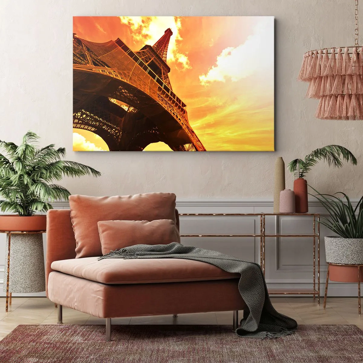 Vászonkép - Az Eiffel-torony naplementekor, aranyló égbolt előtt - 70x50cm - Monumentális, mert nappal aranyozott - Modern fali dekoráció nappalihoz és hálószobához ARTTOR