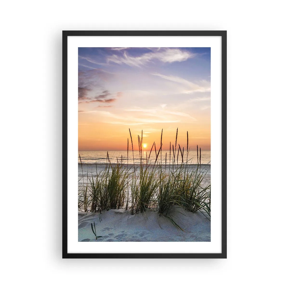 Poszter fehér keretben - Strand növényzettel napfelkeltekor - 50x70cm - Nézz, gondolkozz, érezz - Modern fali dekoráció nappalihoz és hálószobához ARTTOR