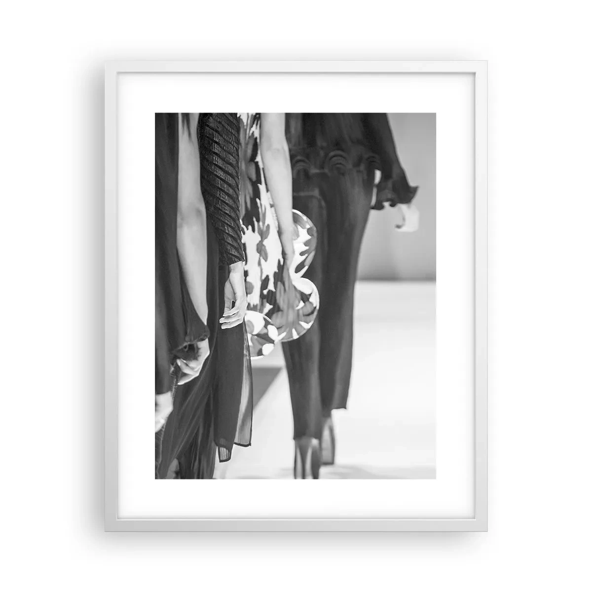 Poszter fekete keretben - Stílusos felvonulás - 40x50 cm