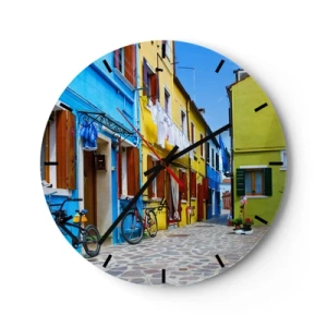 Falióra, Óra - Színes bérházak keskeny macskaköves utcával - 30x30cm - Pasztell, édes sikátor - Modern fali dekoráció nappalihoz, konyhához és hálószobához ARTTOR